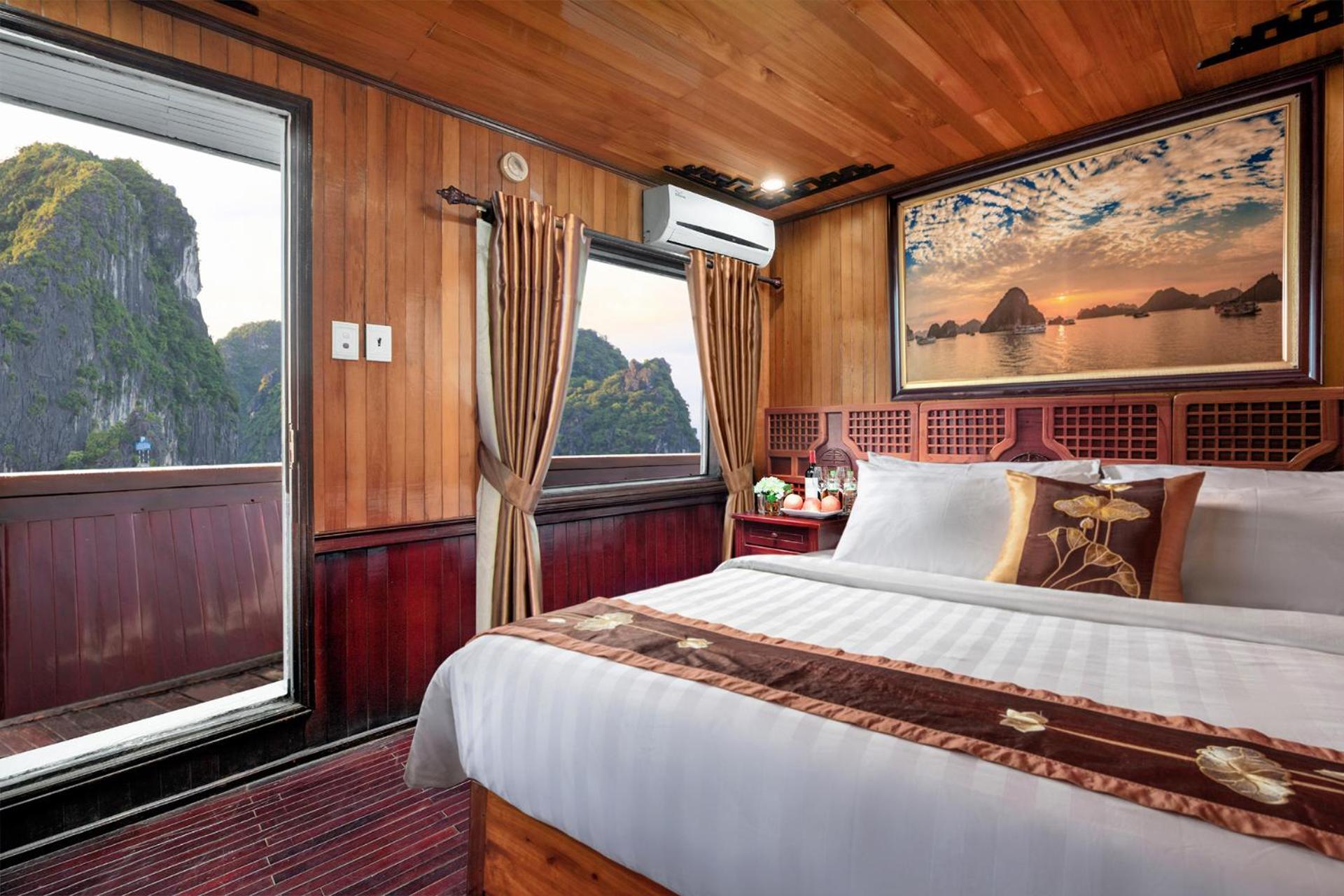 Cozy Bay Classic Cruise Ha Long Eksteriør billede