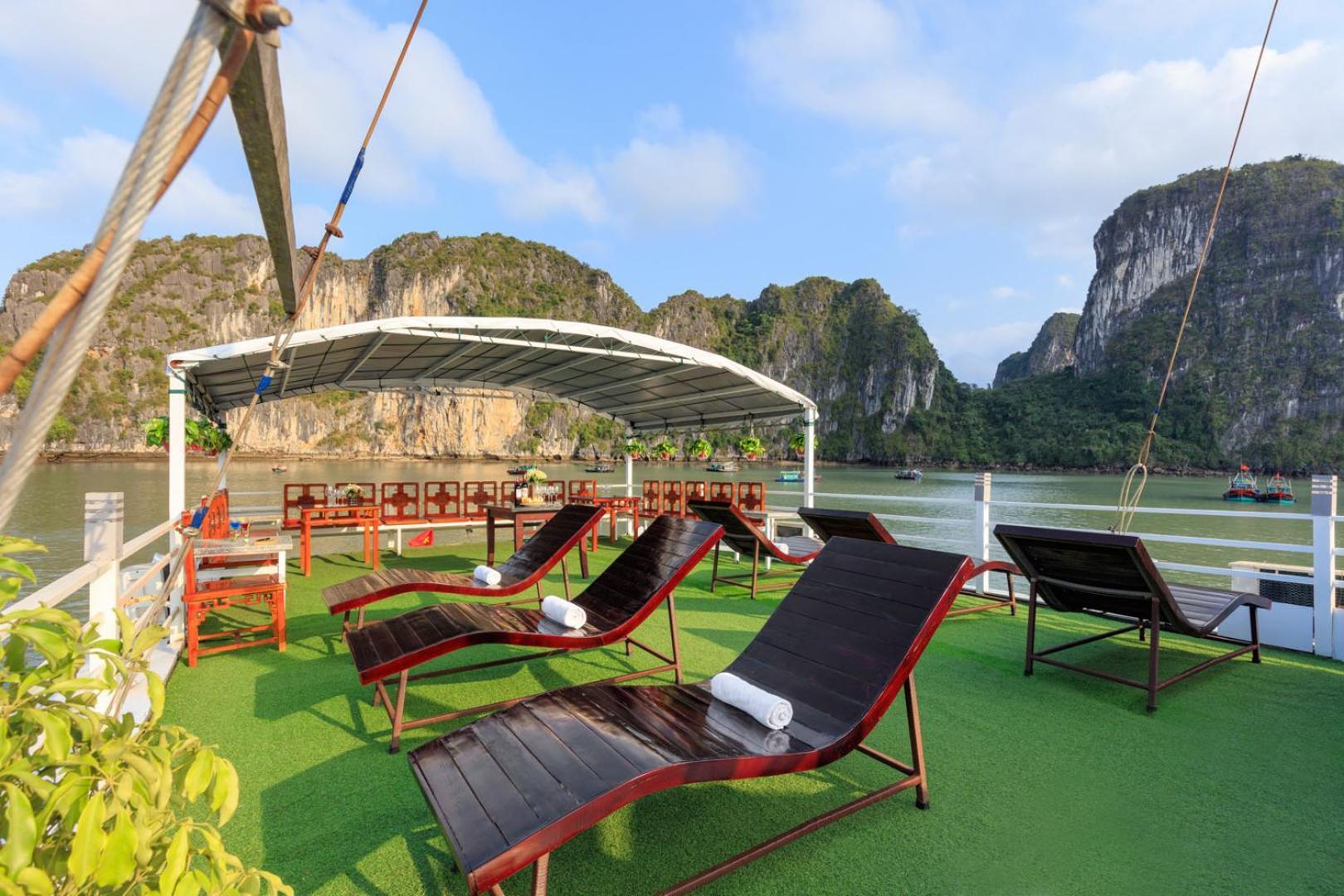 Cozy Bay Classic Cruise Ha Long Eksteriør billede