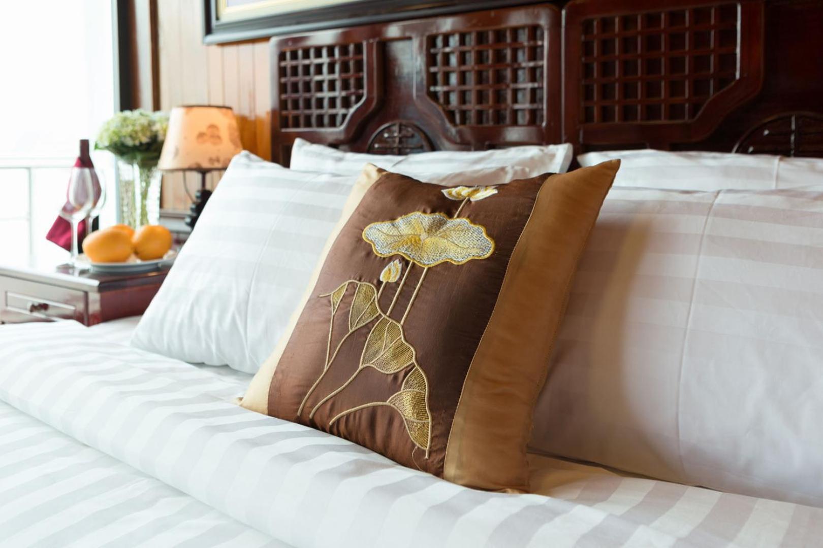 Cozy Bay Classic Cruise Ha Long Eksteriør billede
